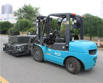 新疆無(wú)塵清掃機(jī)淺析它的風(fēng)機(jī)選擇問(wèn)題